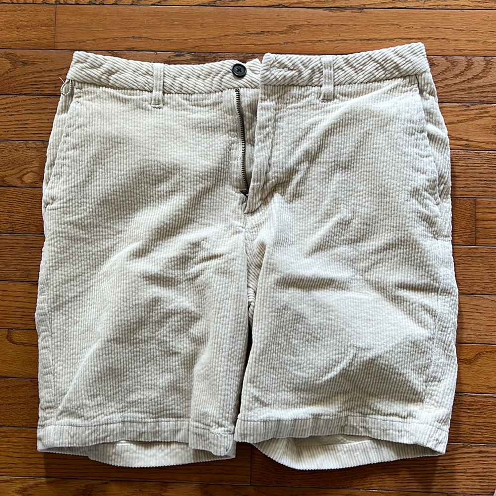 Mens Quicksilver waterman corduroy shorts.